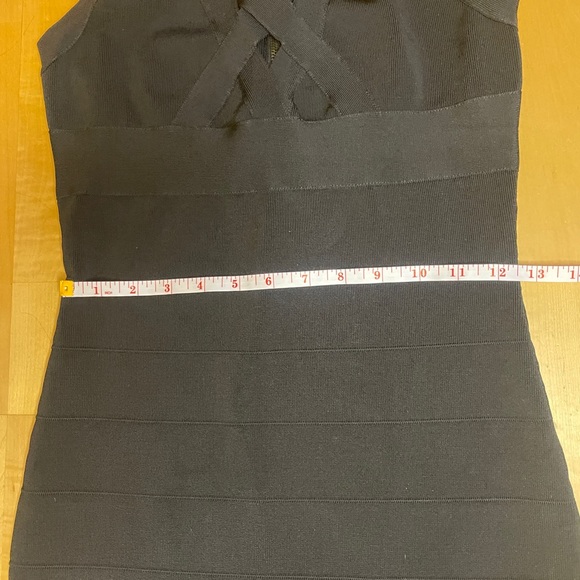 Guess St Mirage Criss Cross Cage Bandage Mini Dress - Size M - Picture 15 of 16